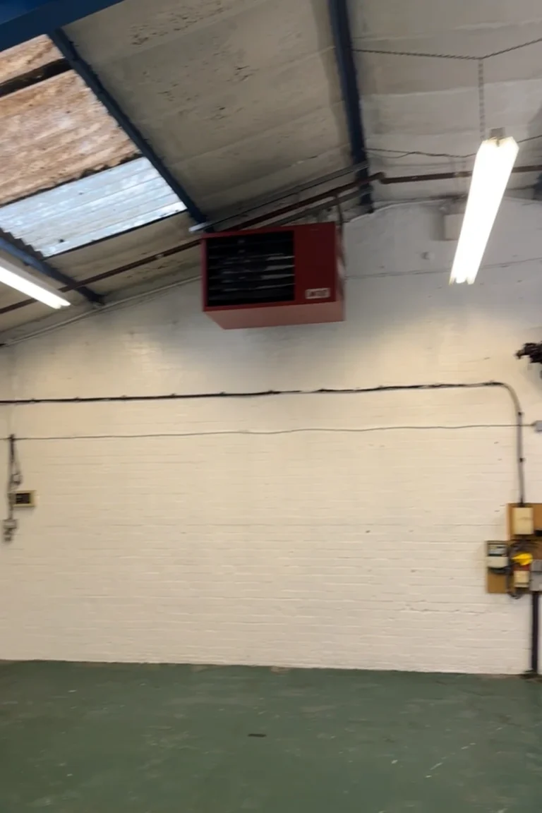 F8956B82-BA18-4672-B771-FB48BAC0362A